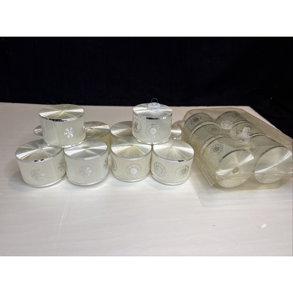 16 Vintage 60s Christmas Light Covers White Satin Wrapped Snowflakes & Flowers